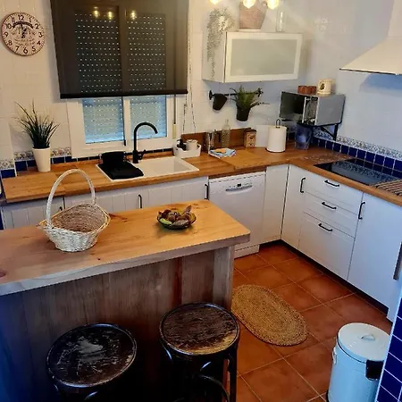 Holiday home La Casa Junto Al Sendero Del Rio & Piscina # Aire Acondicionado