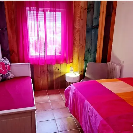 La Casa Junto Al Sendero Del Rio & Piscina # Aire Acondicionado Holiday home